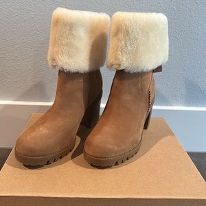 UGG Lupine… Never Worn… Original Box… Size 9